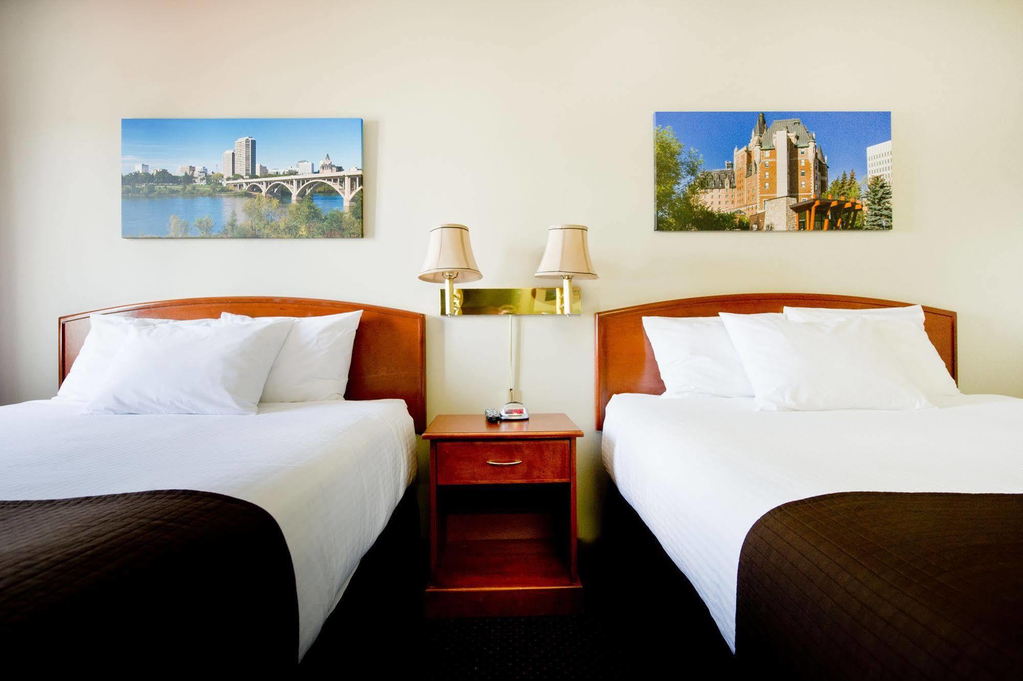 Riviera Motor Inn แซสเกอทูน ภายนอก รูปภาพ